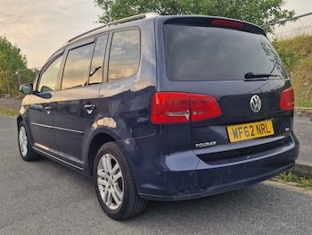 Used Volkswagen Touran 2012 for sale - 75937773: Photo