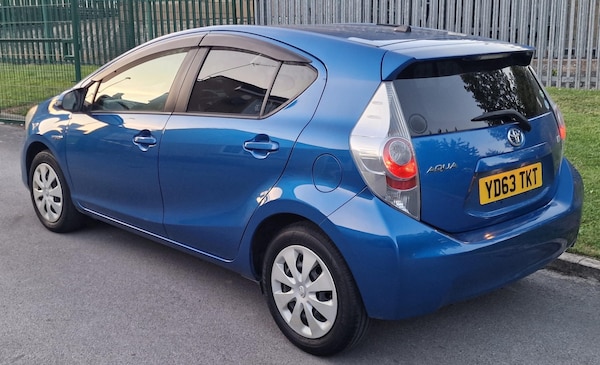 Used Toyota Aqua 2014 for sale - 75400438: Photo 11