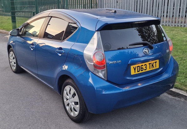 Used Toyota Aqua 2014 for sale - 75400438: Photo 12
