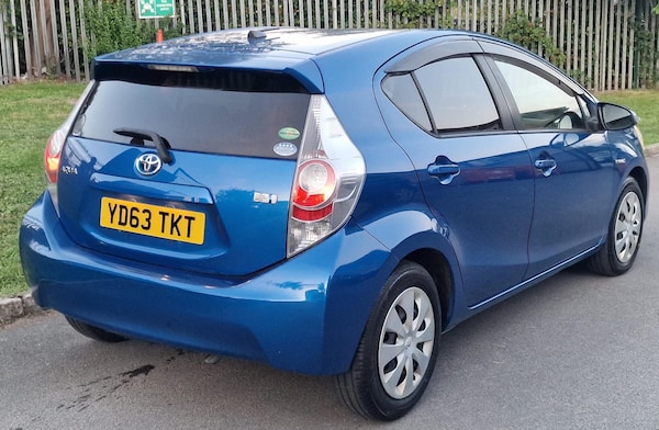 Used Toyota Aqua 2014 for sale - 75400438: Photo 19
