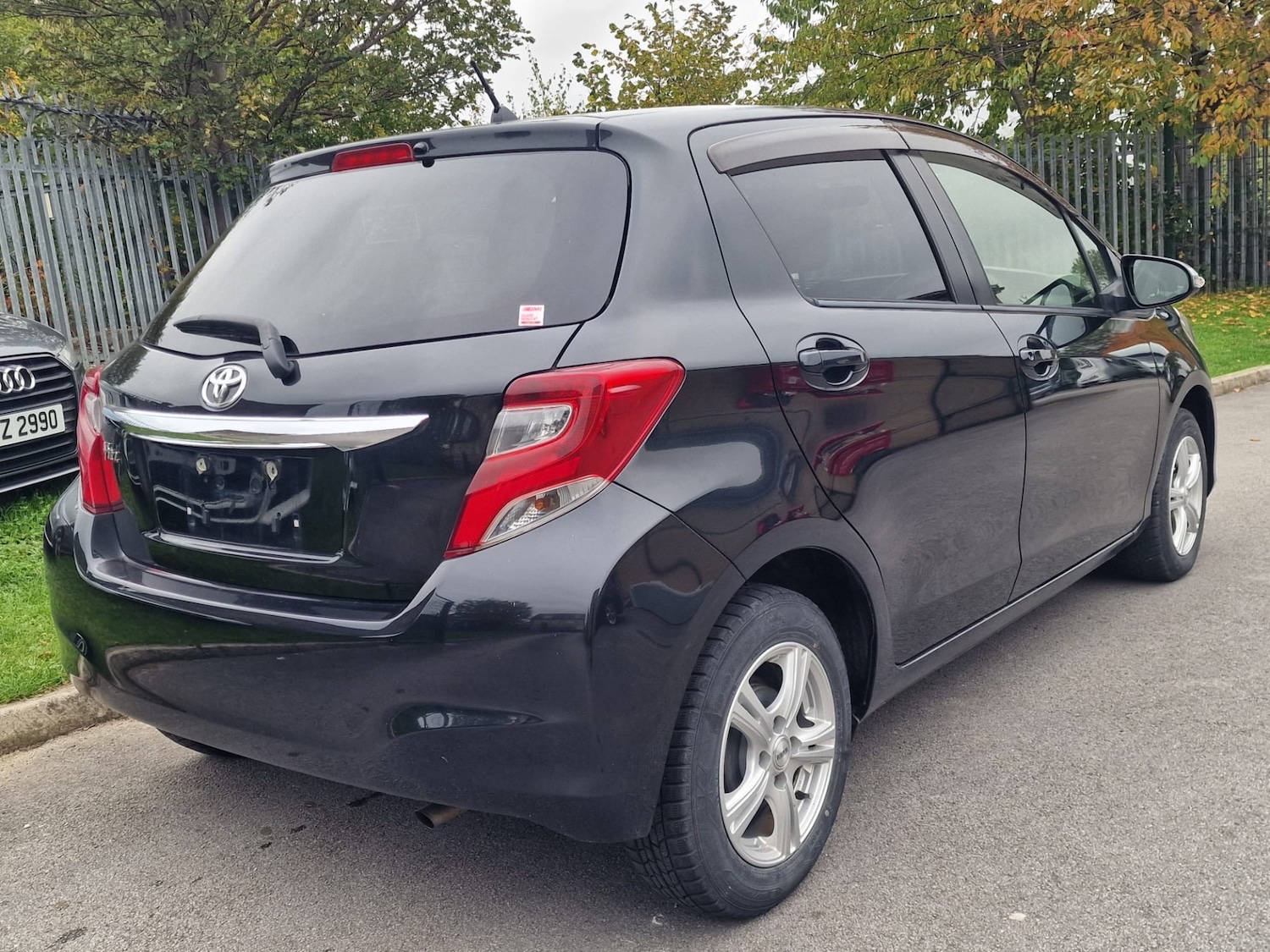 Used Toyota Yaris 2014 for sale - 76268718: Photo 19
