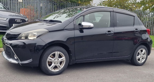 Used Toyota Yaris 2014 for sale - 76268718: Photo 2
