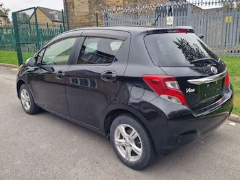 Used Toyota Yaris 2014 for sale - 76268718: Photo