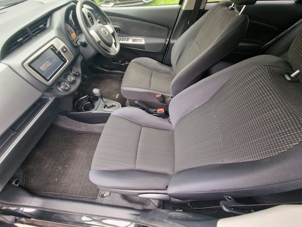 Used Toyota Yaris 2014 for sale - 76268718: Photo 5