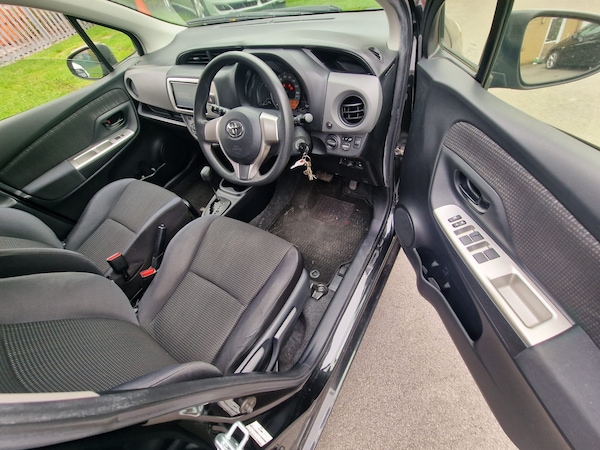 Used Toyota Yaris 2014 for sale - 76268718: Photo 9