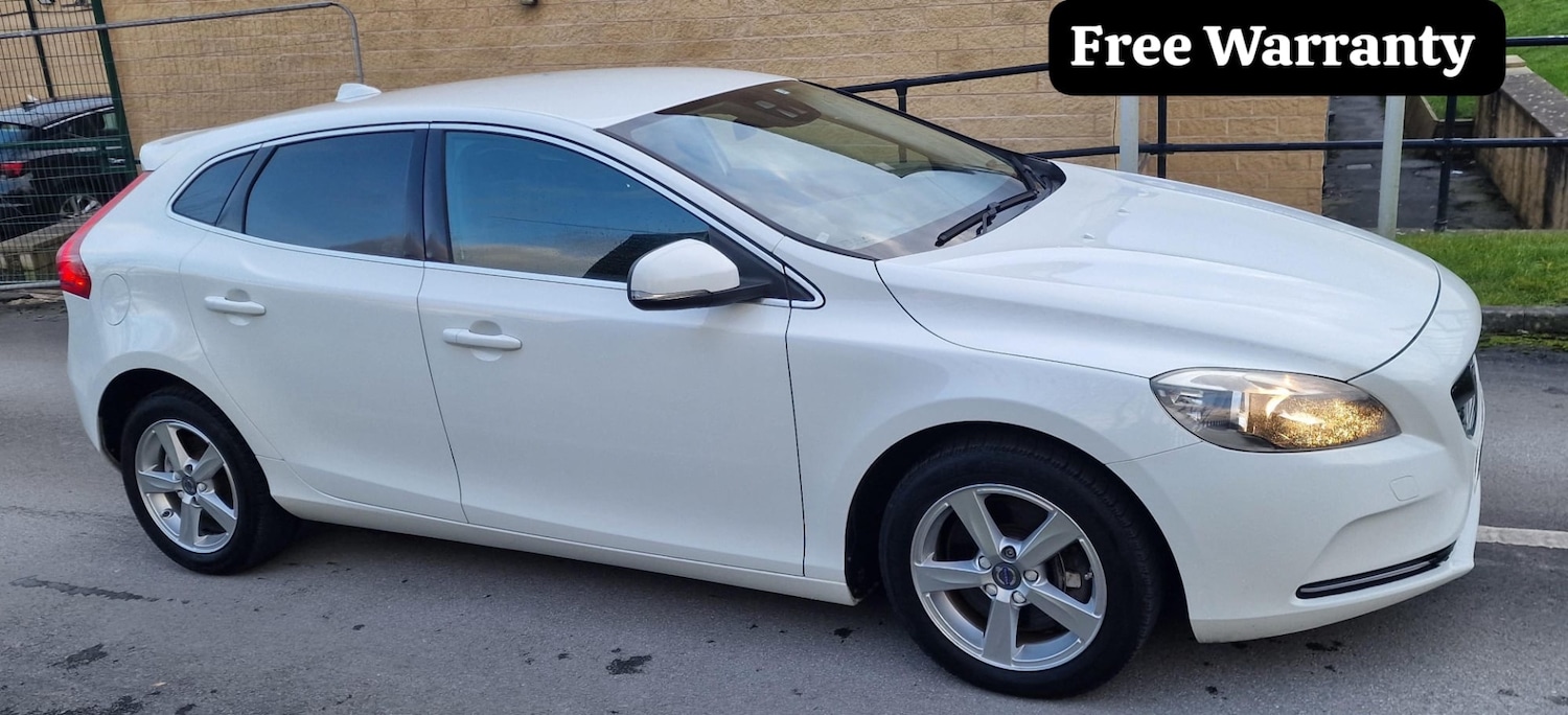 Used Volvo V40 2015 for sale - 77315512: Photo 14