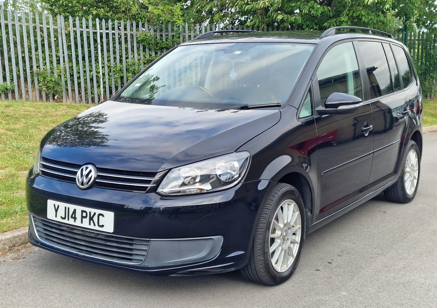 Vehicle 28