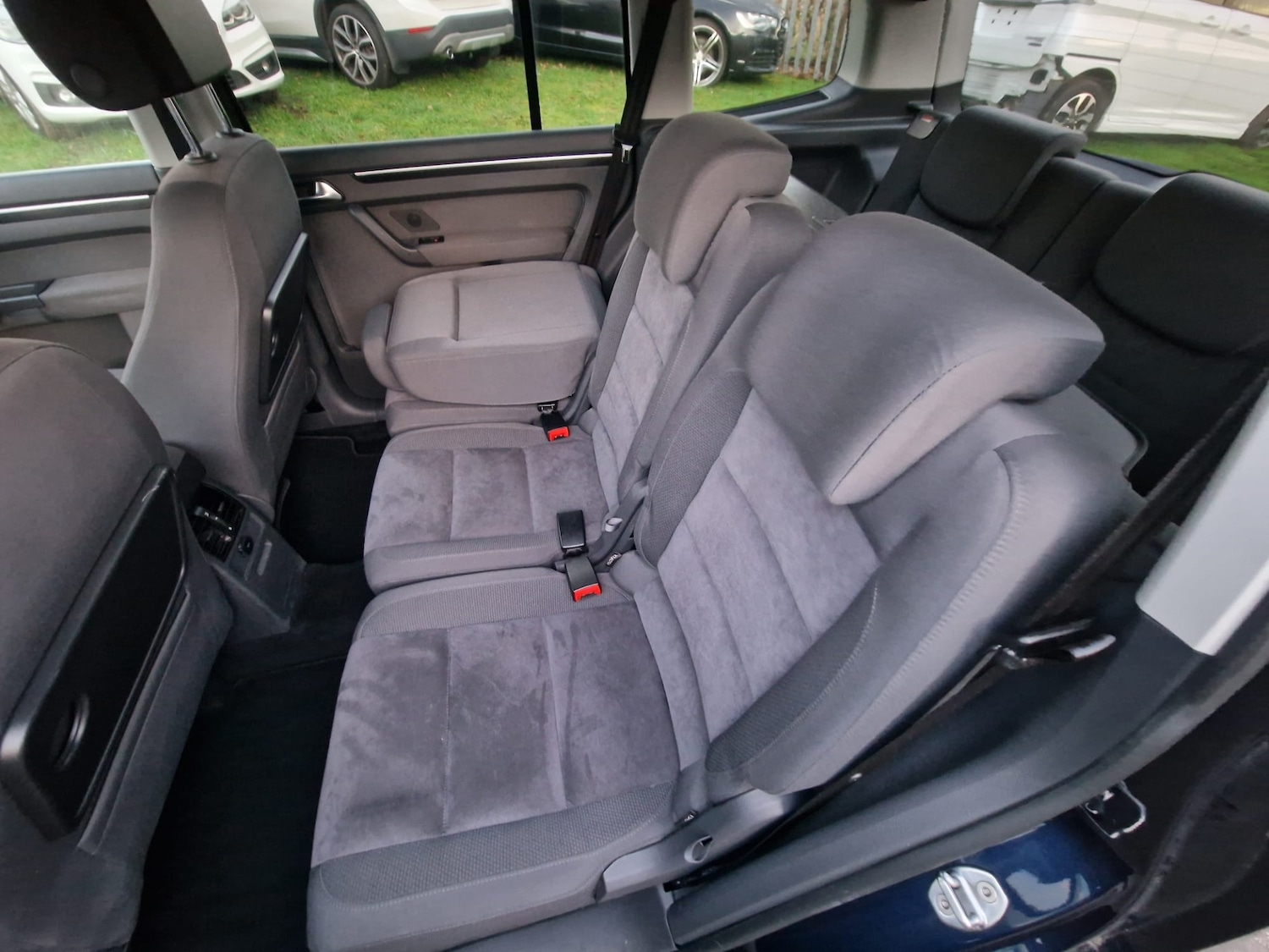 Used Volkswagen Touran 2014 for sale - 74871482: Photo 49