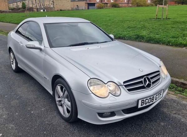 Used Mercedes-Benz CLK 2008 for sale - 76268816: Photo 2