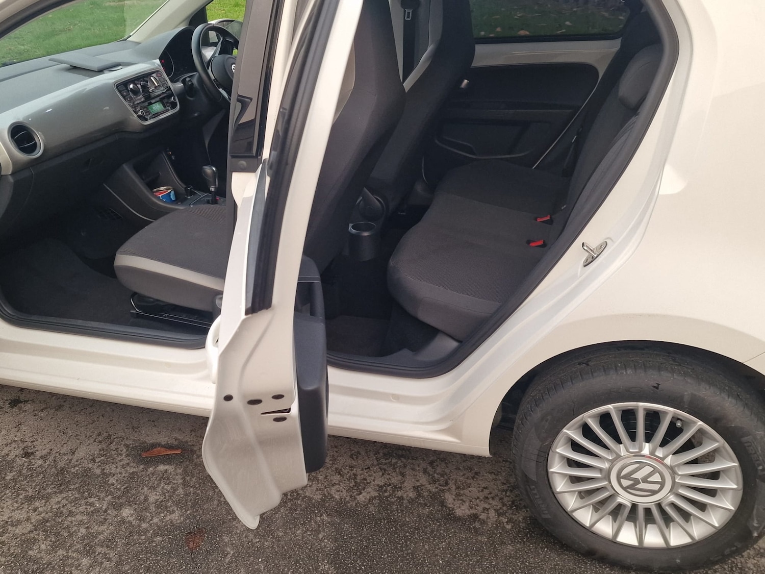 Used Volkswagen up! 2015 for sale - 76497118: Photo 12