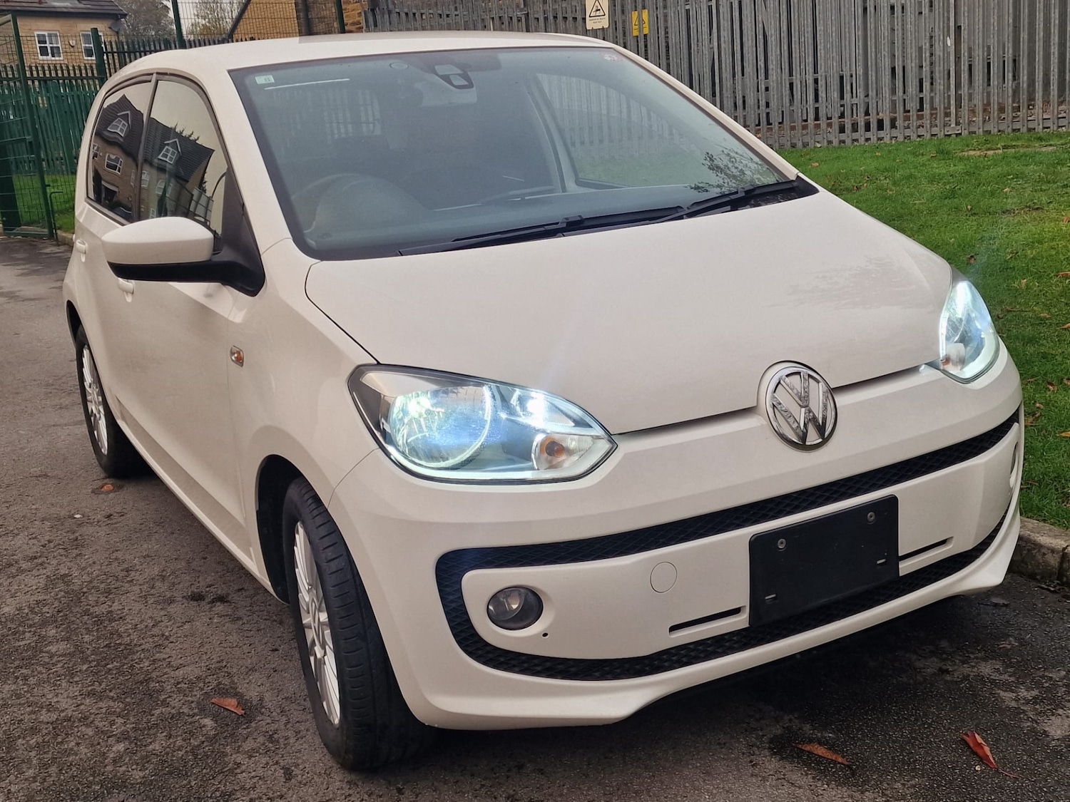 Used Volkswagen up! 2015 for sale - 76497118: Photo 19
