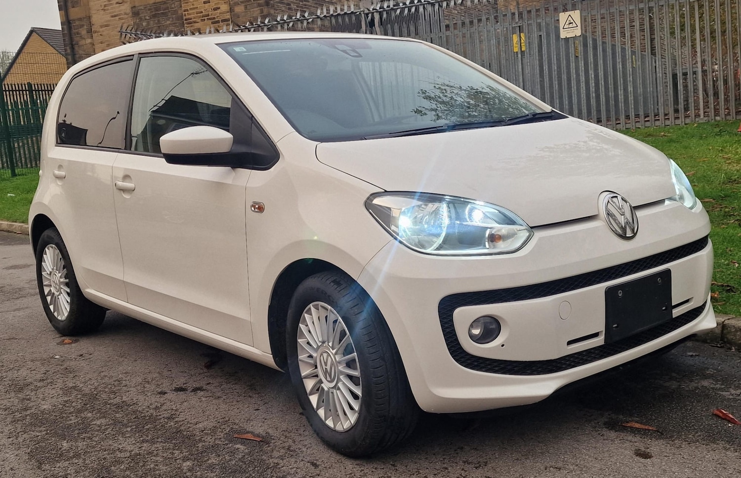 Used Volkswagen up! 2015 for sale - 76497118: Photo 20