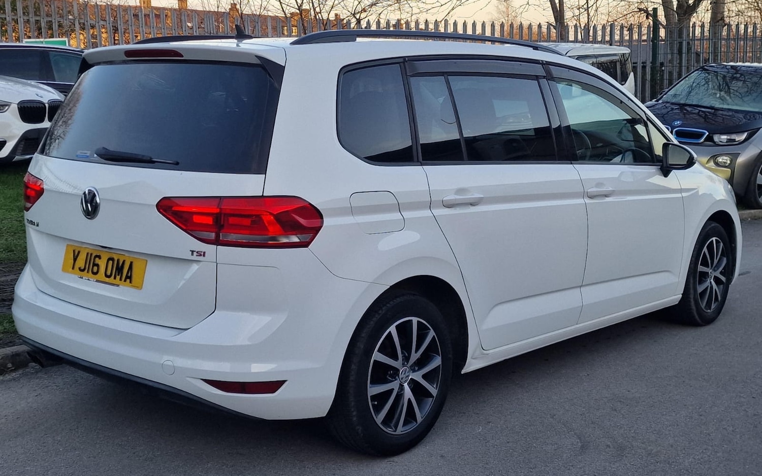 Used Volkswagen Touran 2016 for sale - 77896202: Photo 11