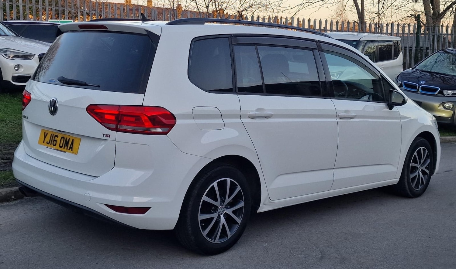 Used Volkswagen Touran 2016 for sale - 77896202: Photo 12