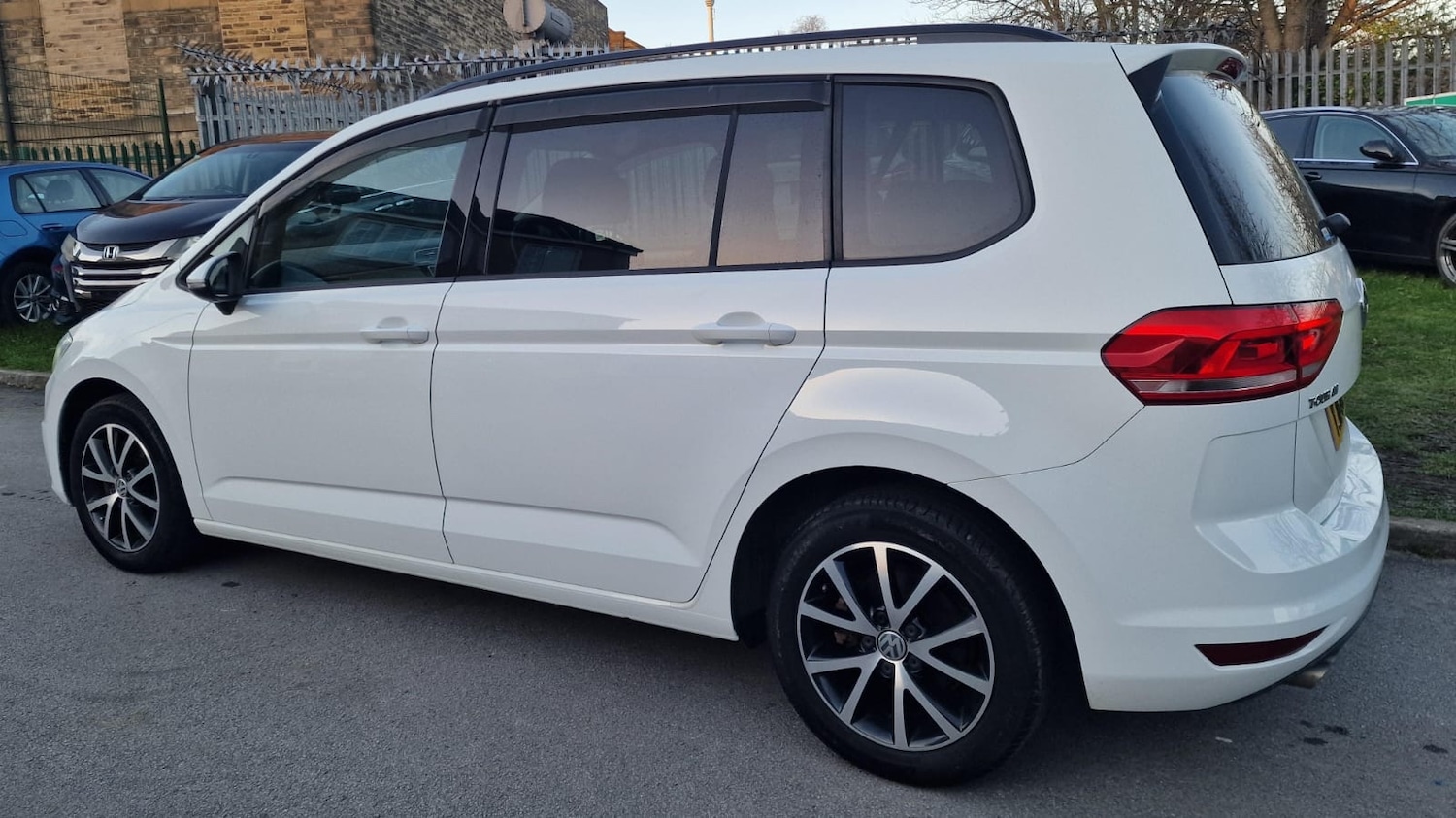 Used Volkswagen Touran 2016 for sale - 77896202: Photo 17