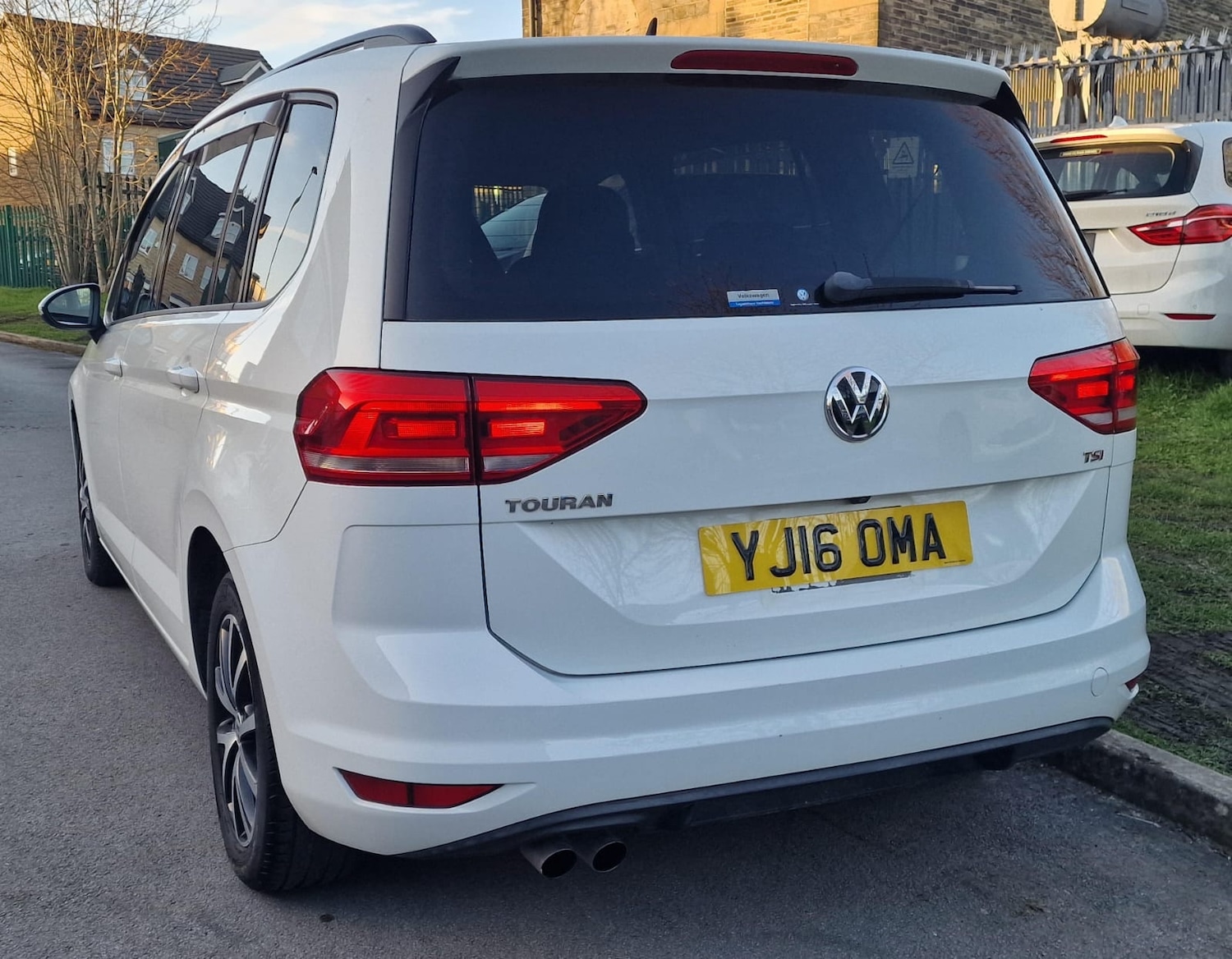 Used Volkswagen Touran 2016 for sale - 77896202: Photo 23