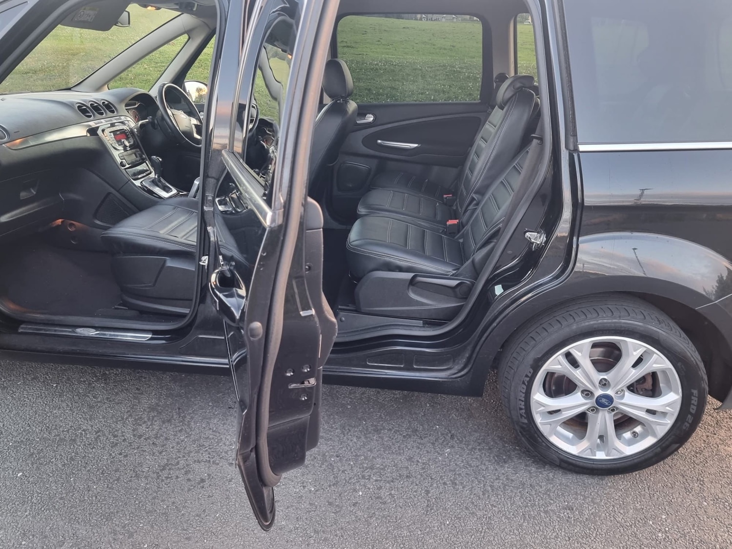 Used Ford Galaxy 2015 for sale - 76268822: Photo 21