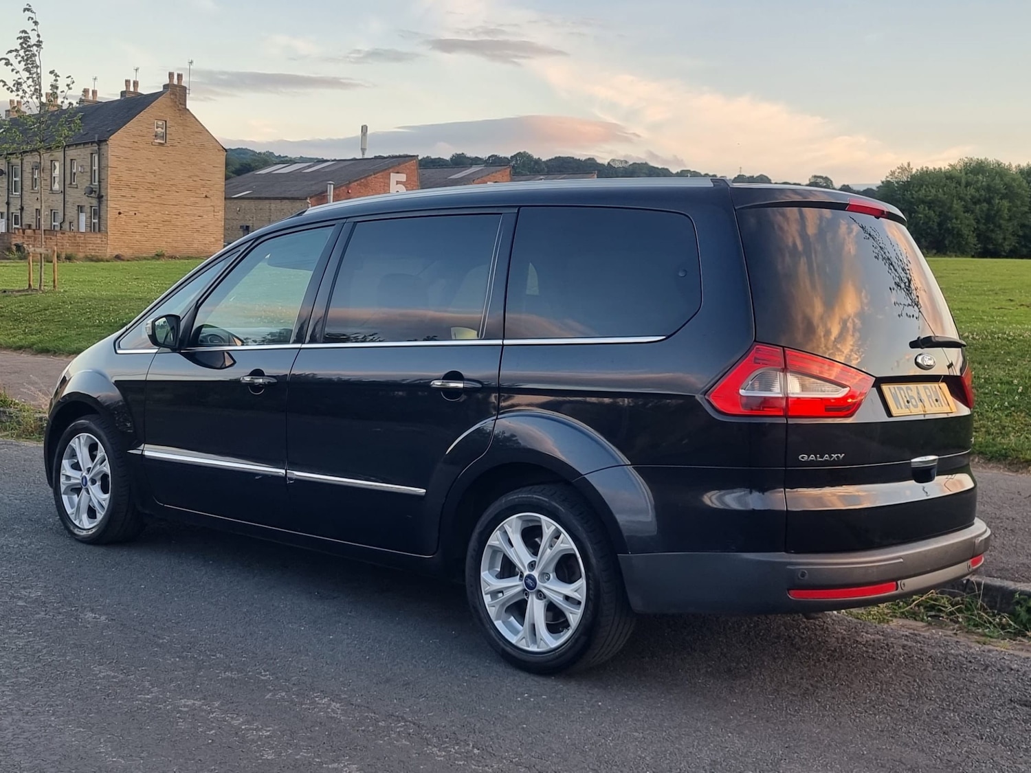 Used Ford Galaxy 2015 for sale - 76268822: Photo 25