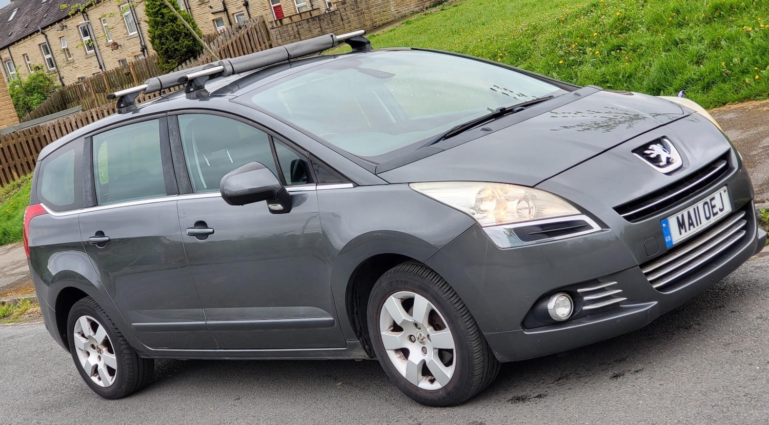 Used Peugeot 5008 2011 for sale - 76268780: Photo 16