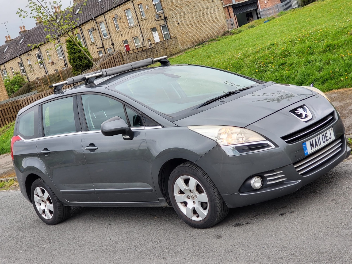 Used Peugeot 5008 2011 for sale - 76268780: Photo 5