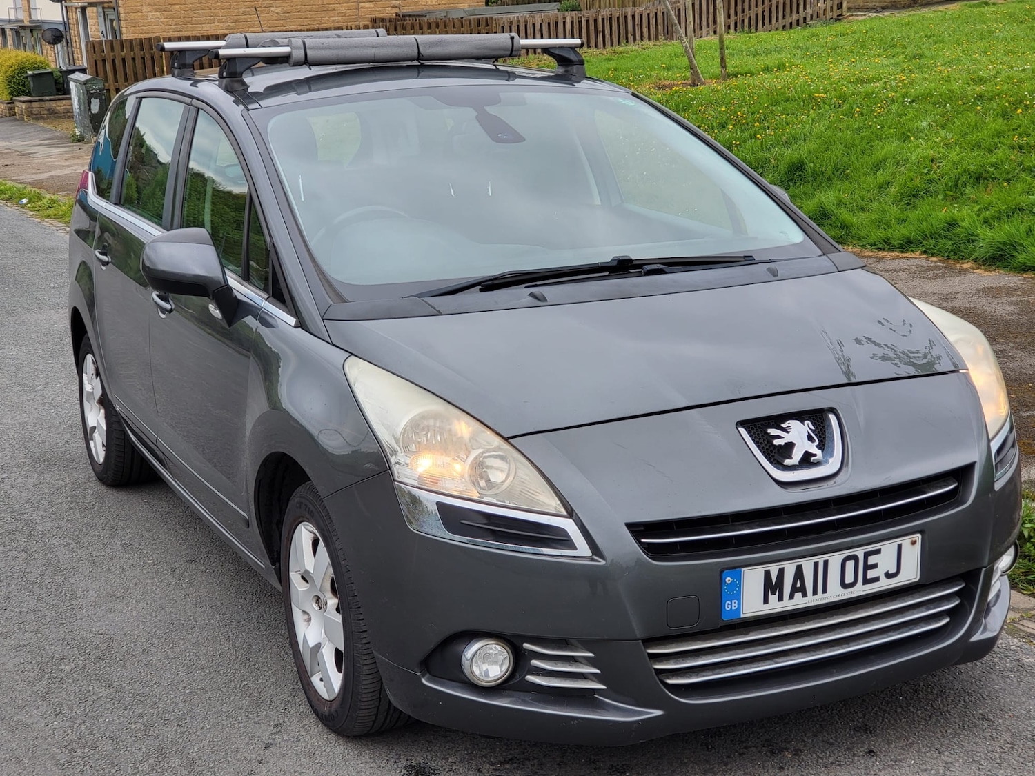 Used Peugeot 5008 2011 for sale - 76268780: Photo 6