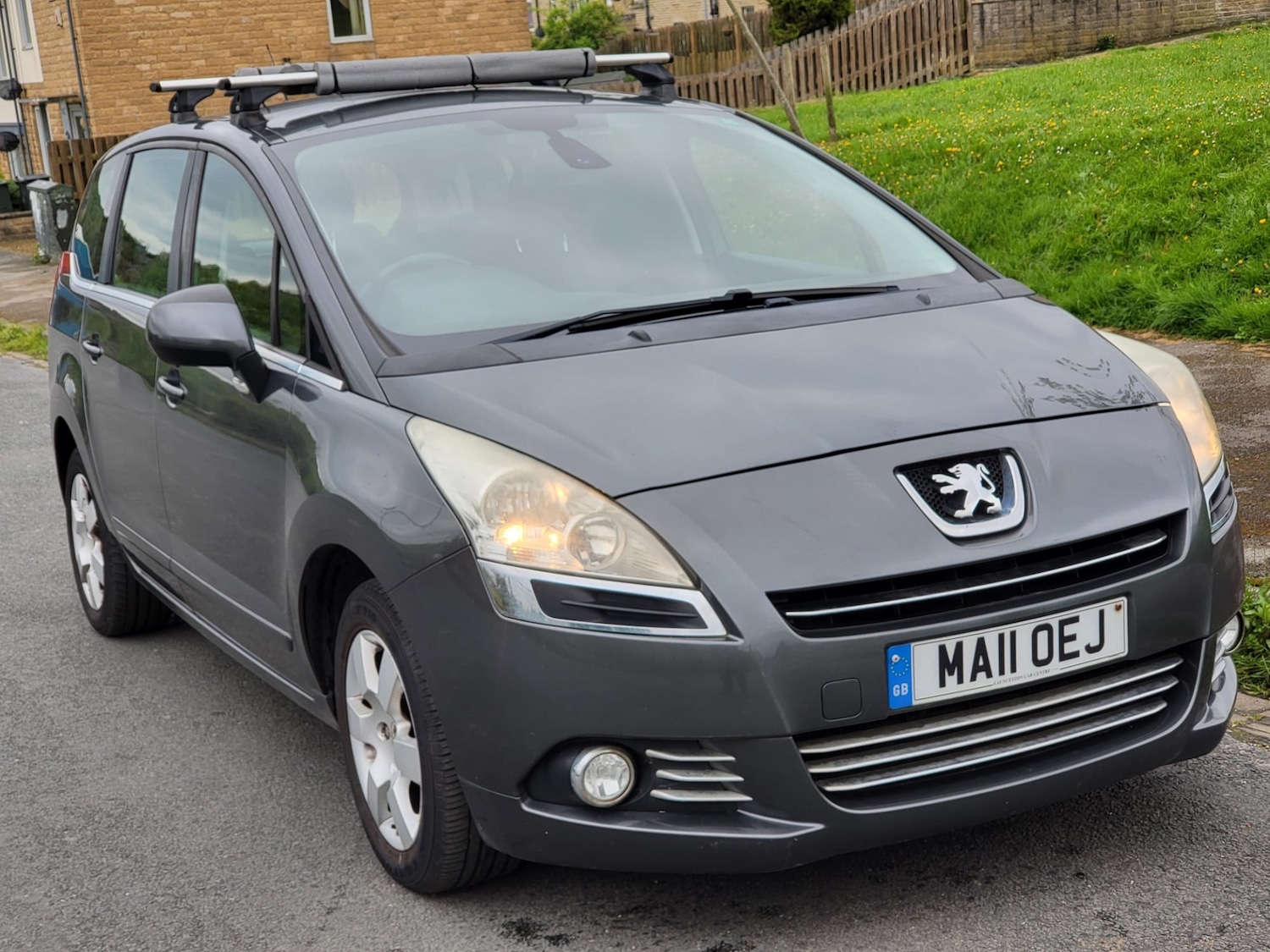 Used Peugeot 5008 2011 for sale - 76268780: Photo 7