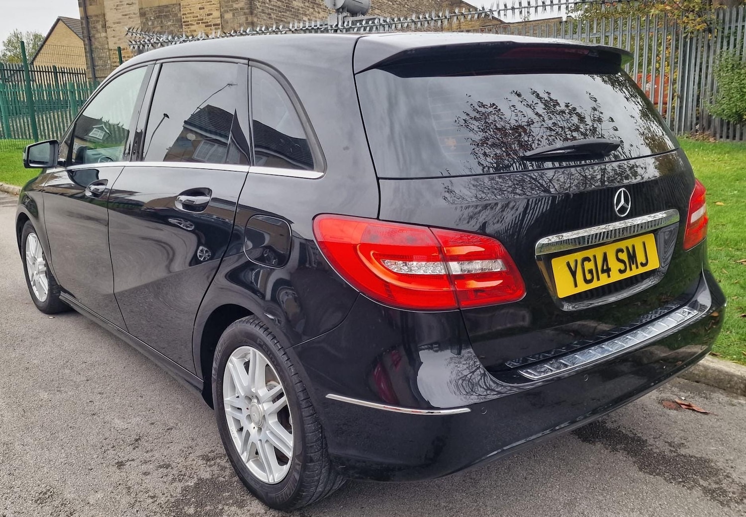 Used Mercedes-Benz B Class 2014 for sale - 76418522: Photo 11