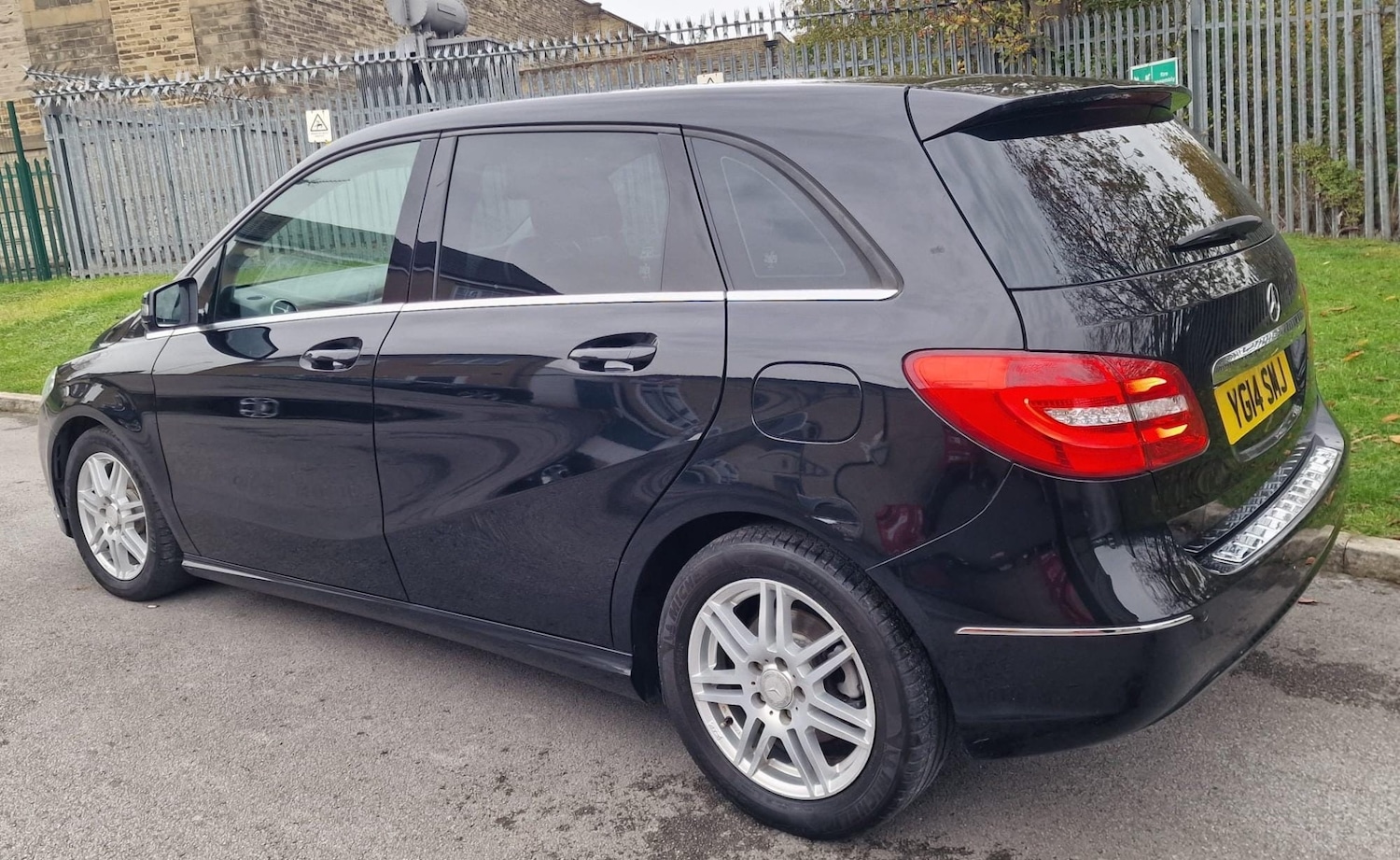 Used Mercedes-Benz B Class 2014 for sale - 76418522: Photo 14