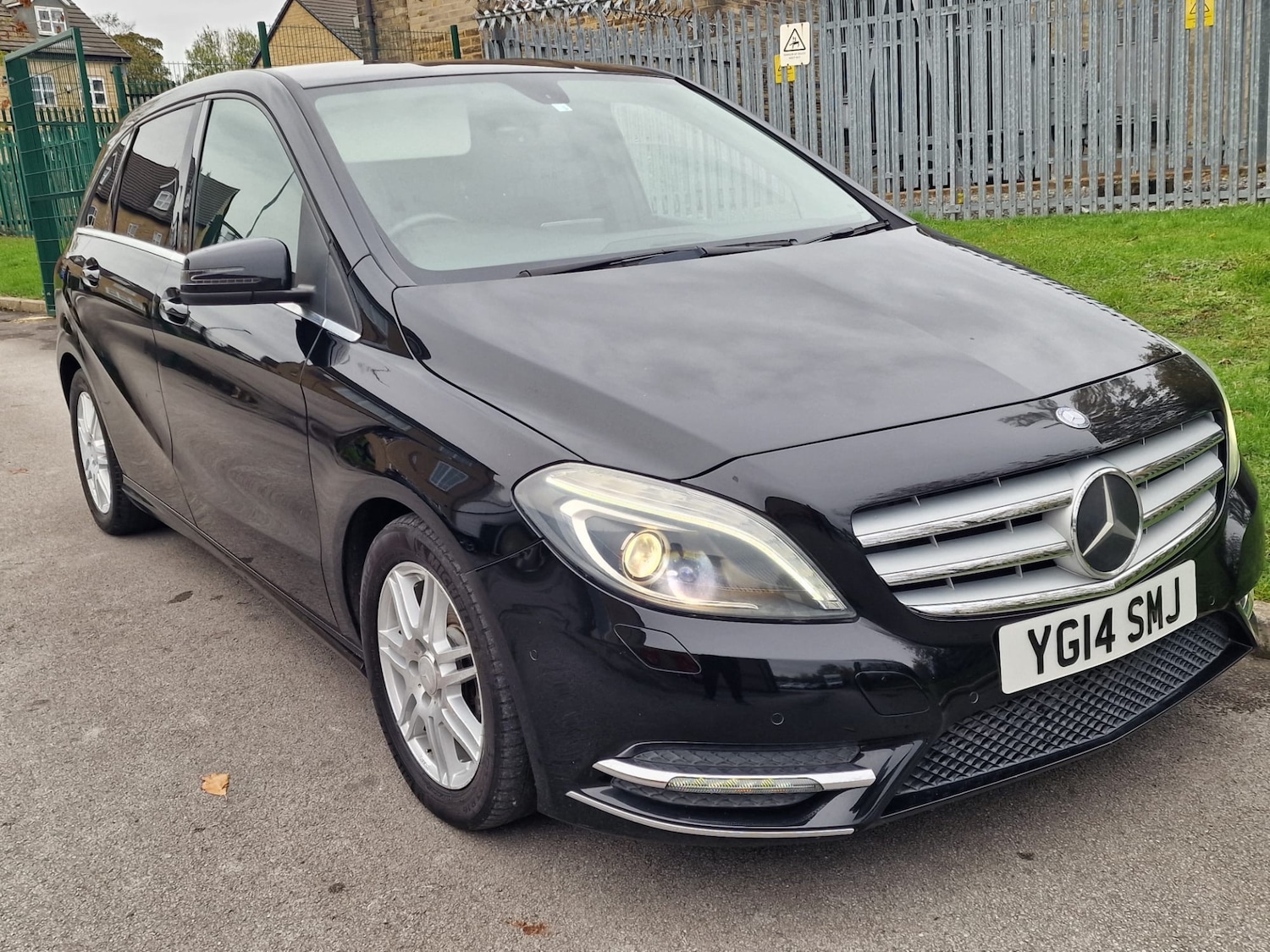 Used Mercedes-Benz B Class 2014 for sale - 76418522: Photo 16