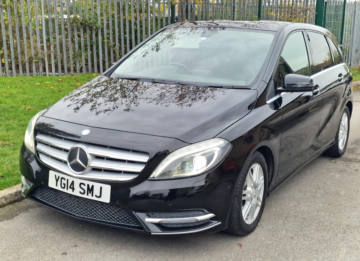 Used Mercedes-Benz B Class 2014 for sale - 76418522: Photo 3
