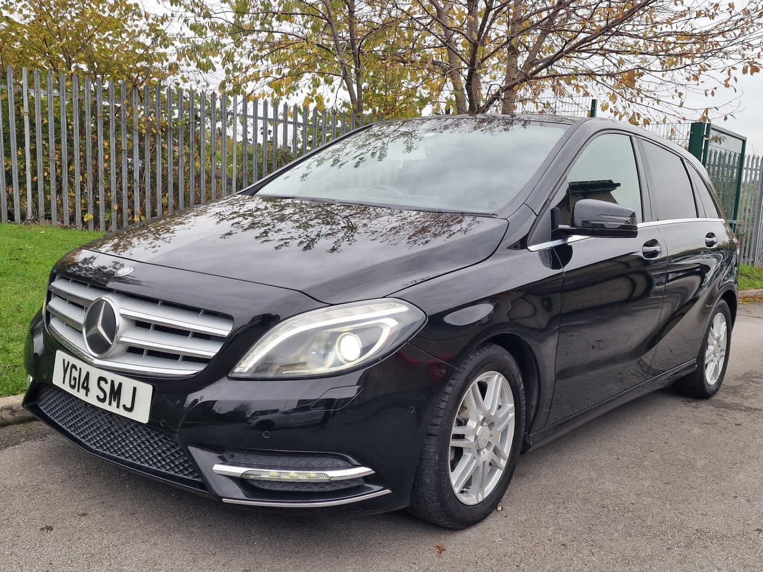 Used Mercedes-Benz B Class 2014 for sale - 76418522: Photo 4