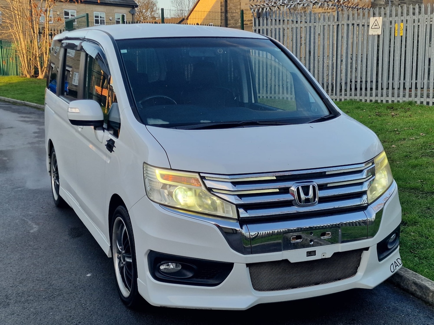 Used Honda Stepwagon 2013 for sale - 76858949: Photo 14