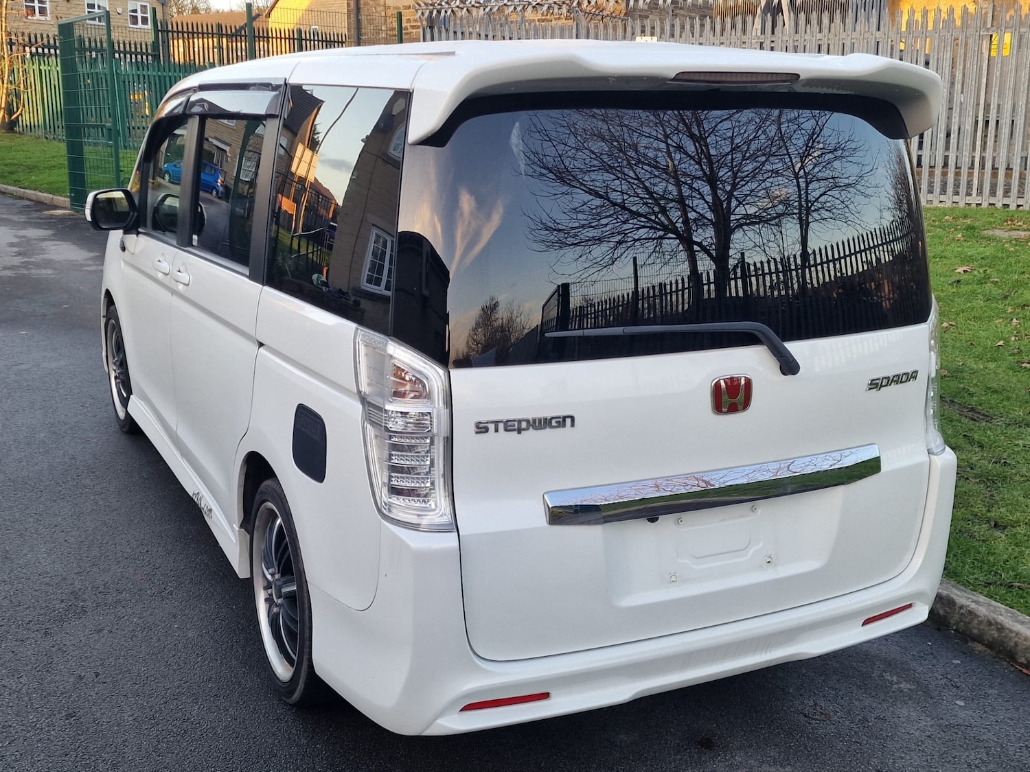 Used Honda Stepwagon 2013 for sale - 76858949: Photo 24