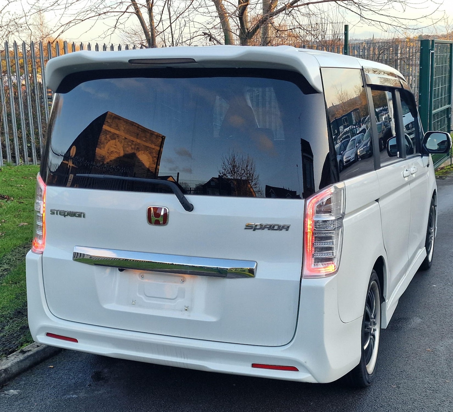 Used Honda Stepwagon 2013 for sale - 76858949: Photo 6