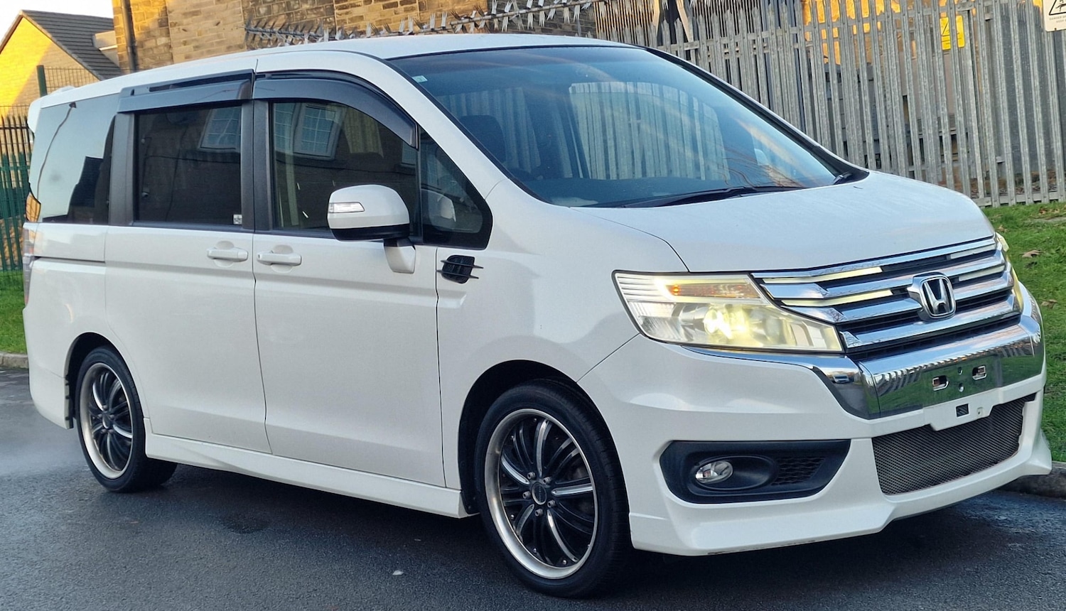 Used Honda Stepwagon 2013 for sale - 76858949: Photo 9