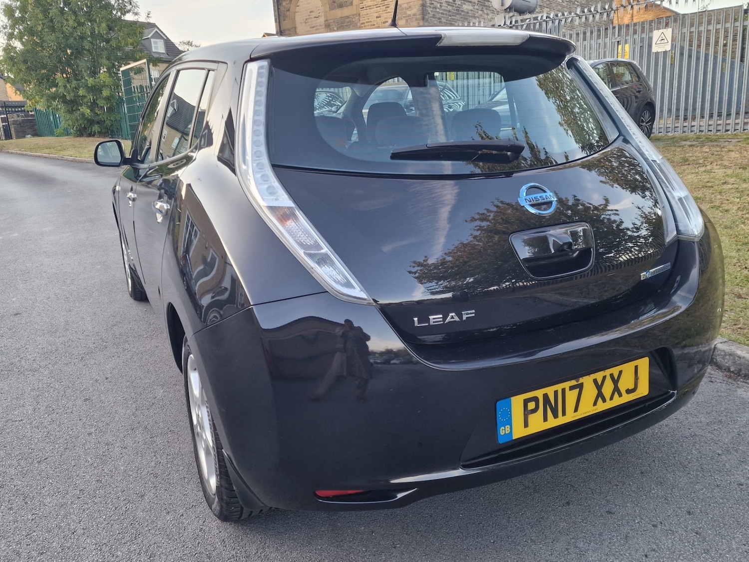 Vehicle 28