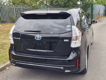 Used Toyota Prius+ 2014 for sale - 75665236: Photo