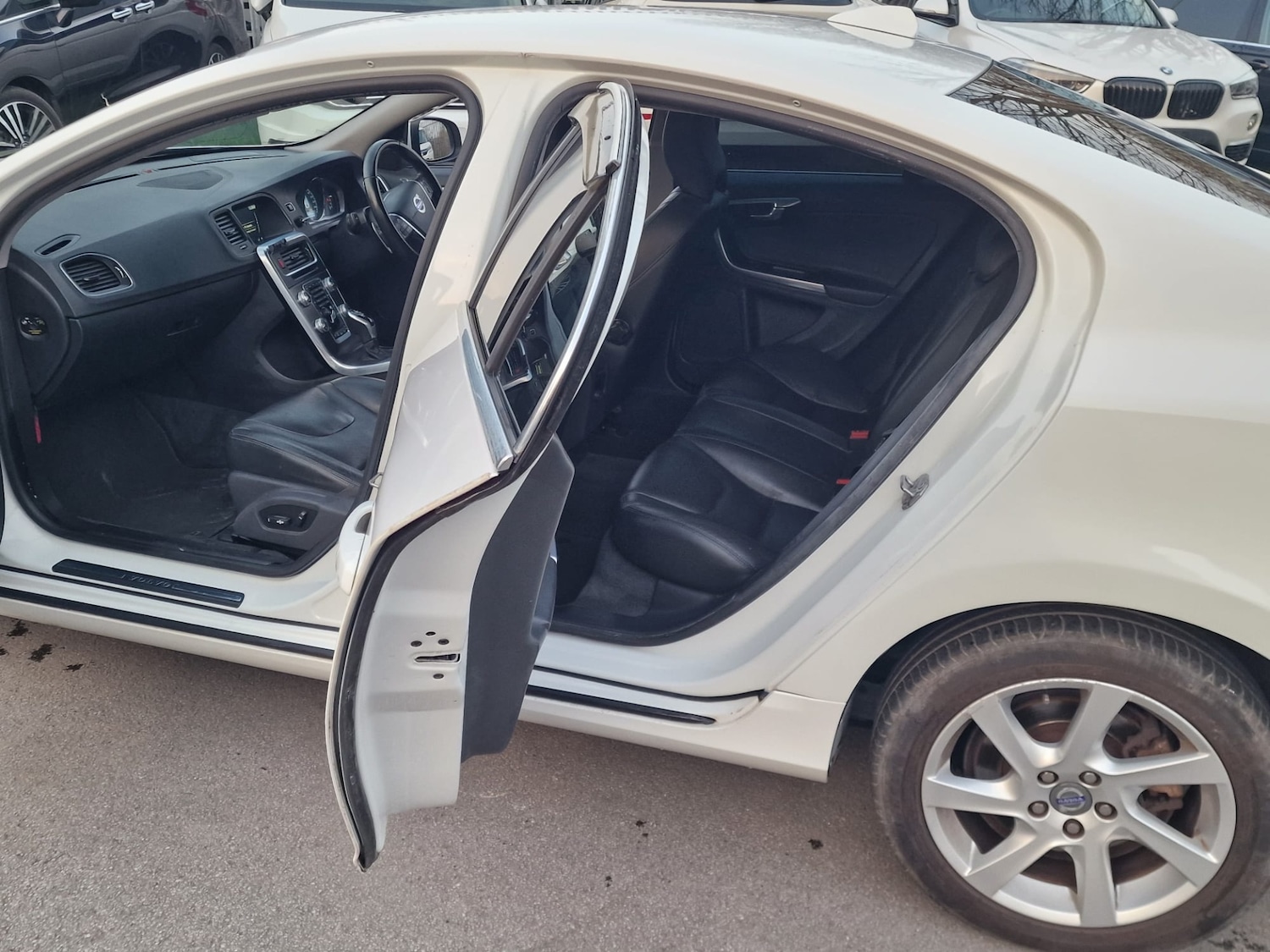 Used Volvo S60 2014 for sale - 77980006: Photo 10