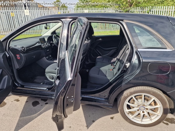 Used Mercedes-Benz B Class 2013 for sale - 74871786: Photo 24