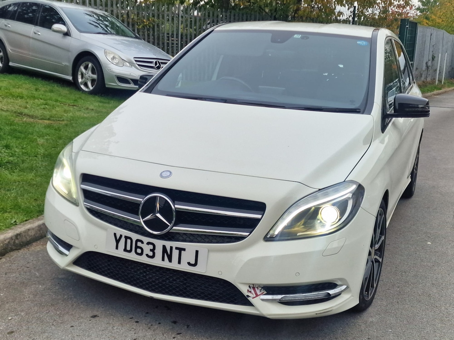 Used Mercedes-Benz B Class 2013 for sale - 74871786: Photo 46