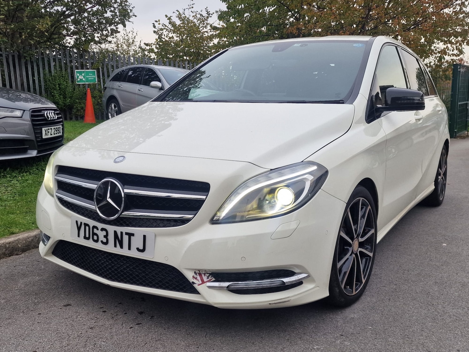 Used Mercedes-Benz B Class 2013 for sale - 74871786: Photo 47