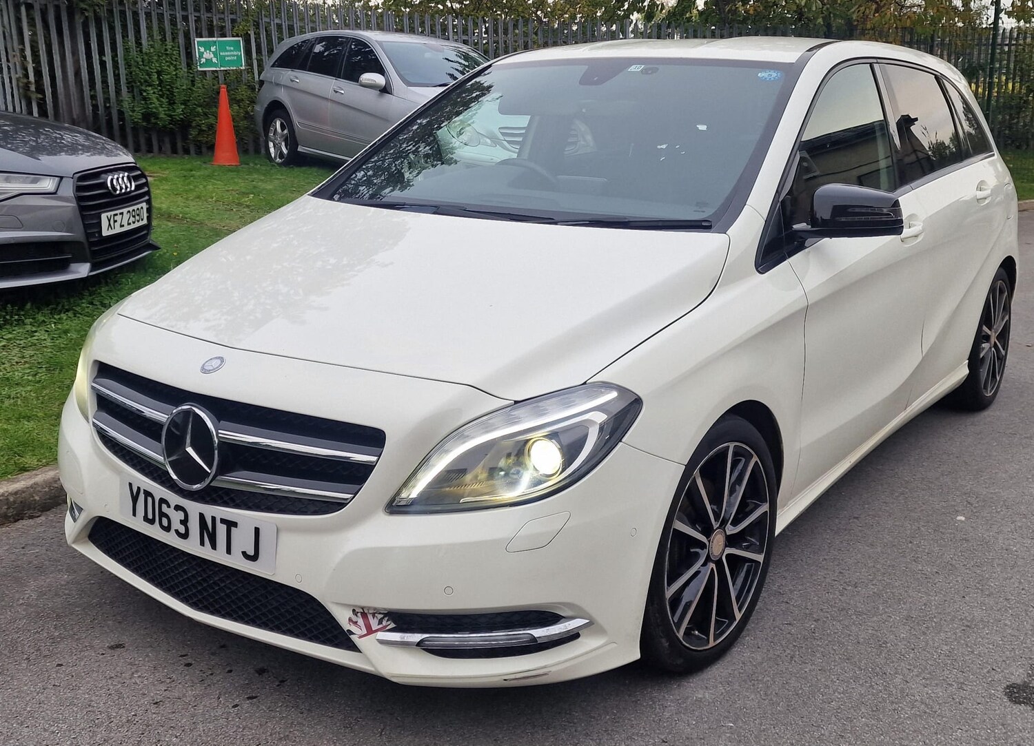 Used Mercedes-Benz B Class 2013 for sale - 74871786: Photo 54