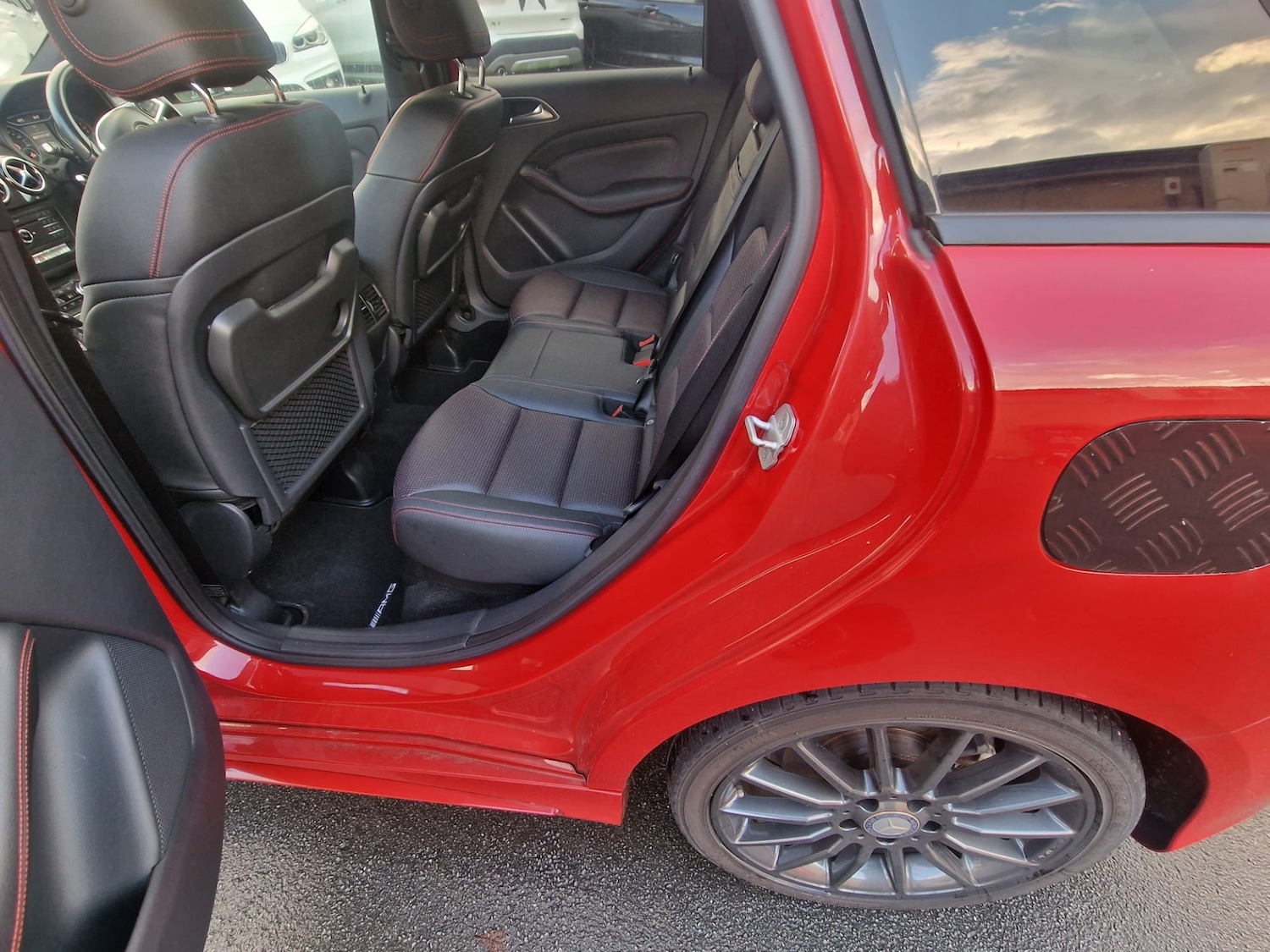 Used Mercedes-Benz B Class 2013 for sale - 74871786: Photo 63