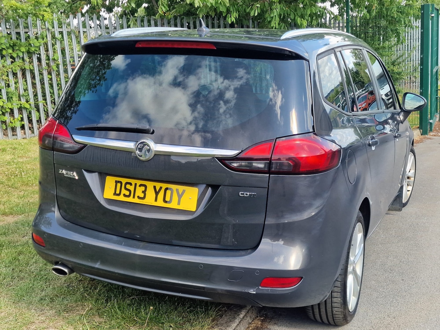 Used Vauxhall Zafira 2013 for sale - 77008375: Photo 17