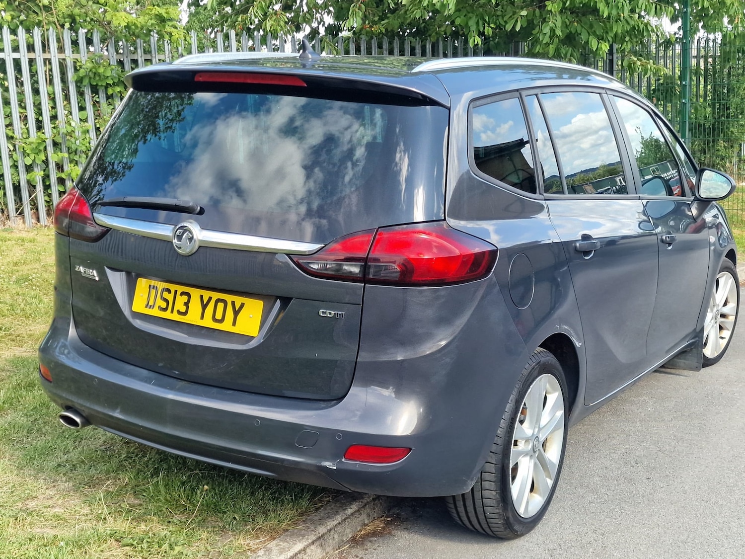 Used Vauxhall Zafira 2013 for sale - 77008375: Photo 18
