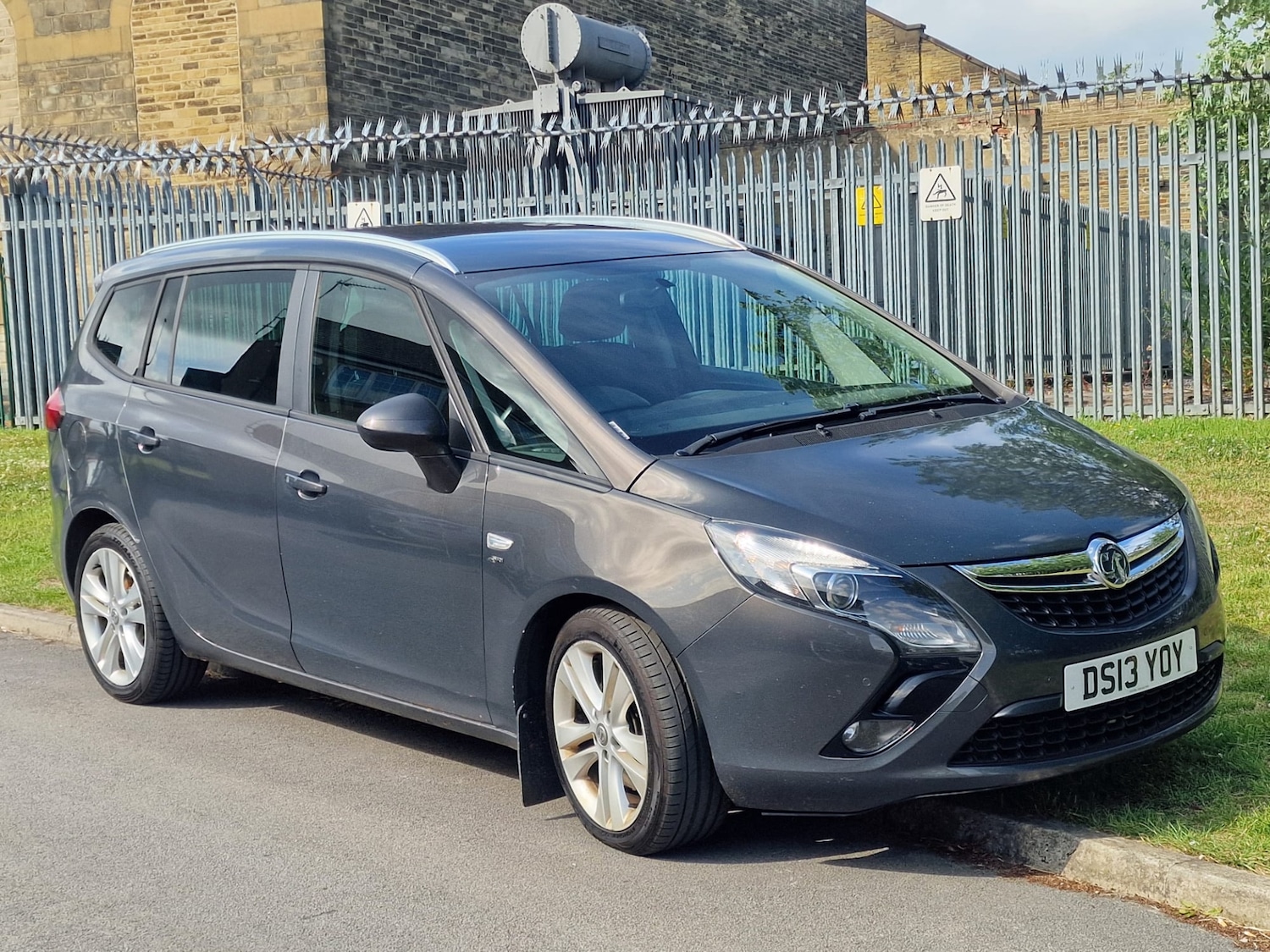 Used Vauxhall Zafira 2013 for sale - 77008375: Photo 22