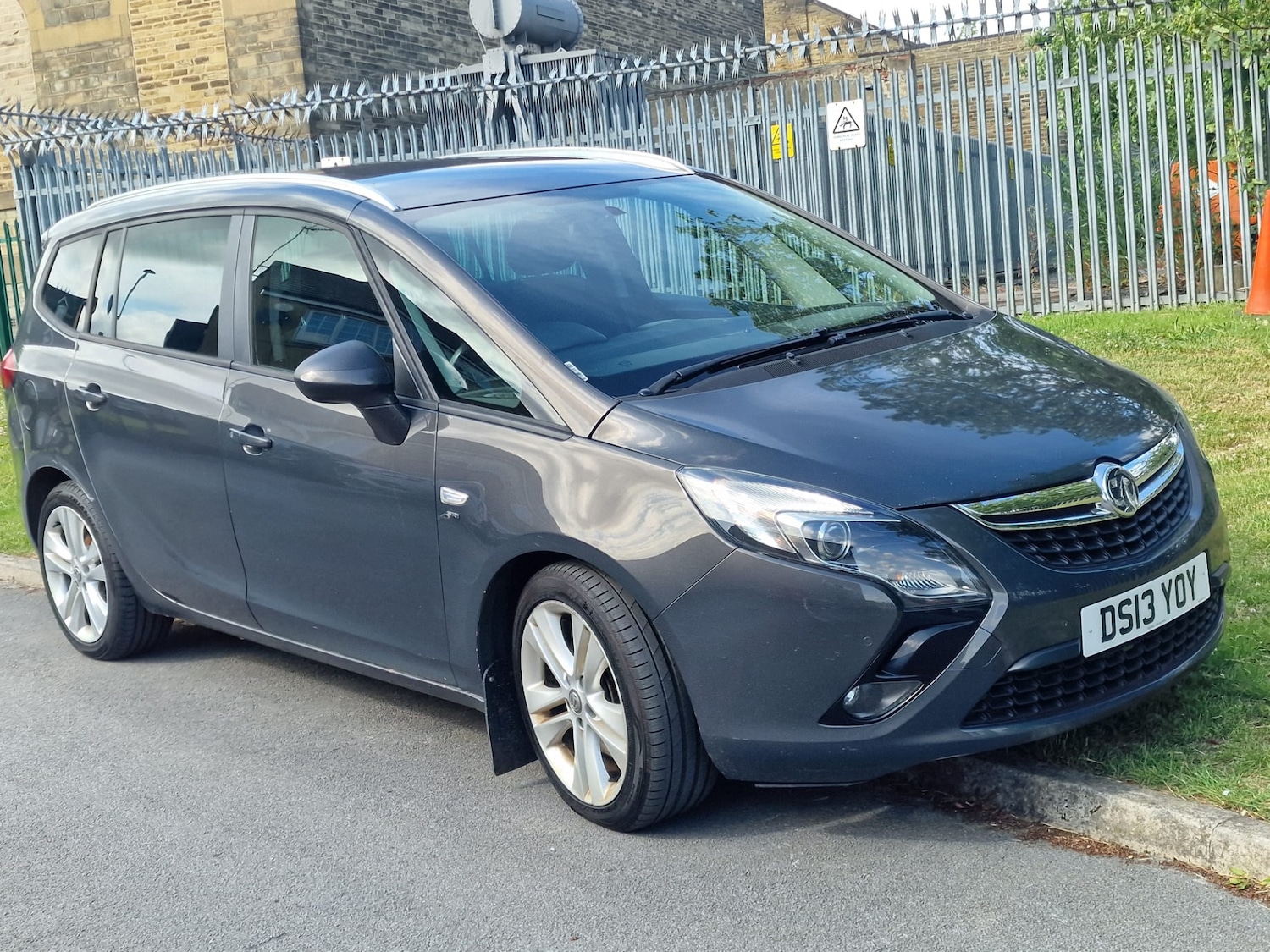 Used Vauxhall Zafira 2013 for sale - 77008375: Photo 27