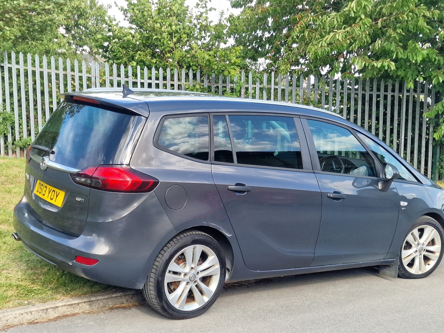 Used Vauxhall Zafira 2013 for sale - 77008375: Photo 28