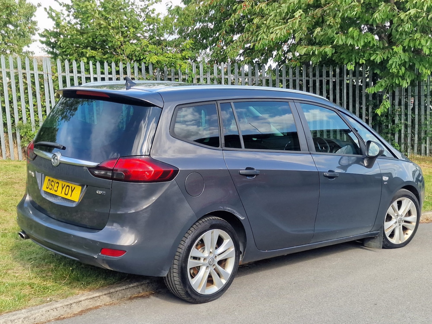 Used Vauxhall Zafira 2013 for sale - 77008375: Photo 30