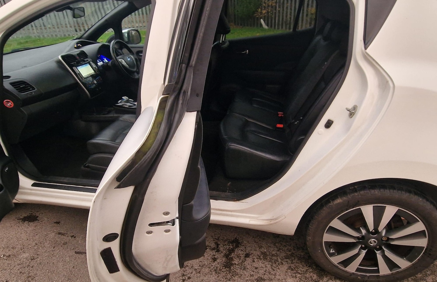 Used Nissan Leaf 2016 for sale - 76387503: Photo 16